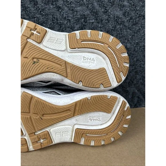 Brooks Adrenaline GTS 23 Women’s 9 Medium Grey White Athletic Training Shoes - Picture 11 of 12